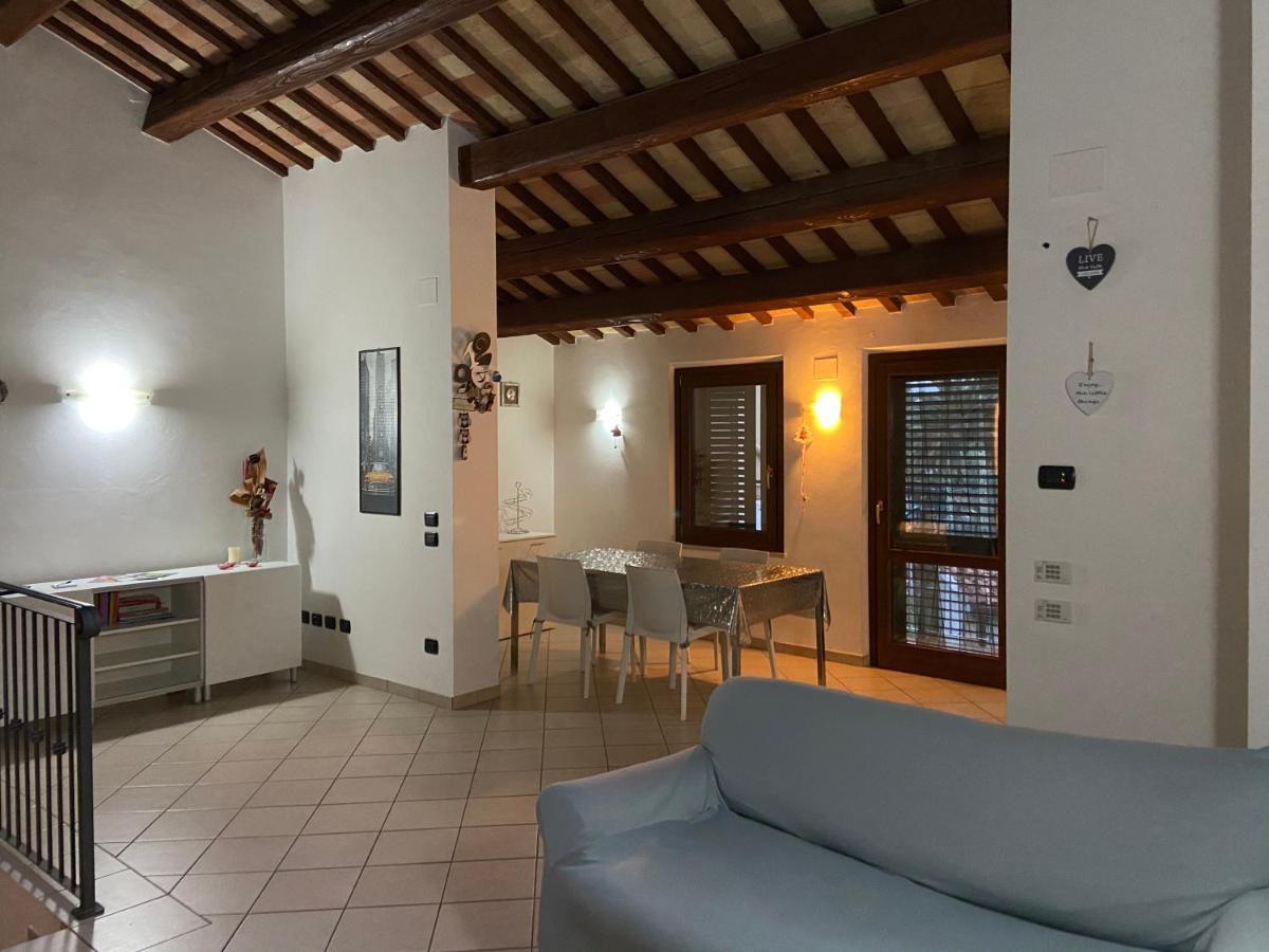 Casa Di Adele Appartement Chiaravalle Marche Buitenkant foto